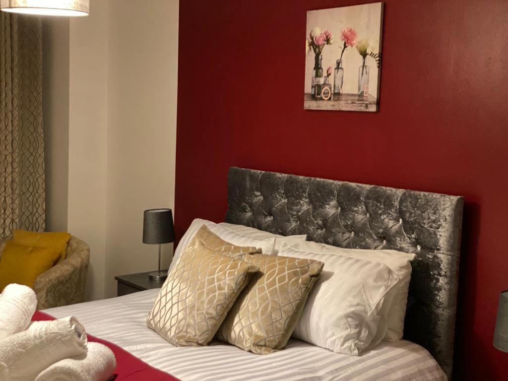 Spacious 1 Bed Relocation Apartment Free Parking, Brierley Hill Kültér fotó